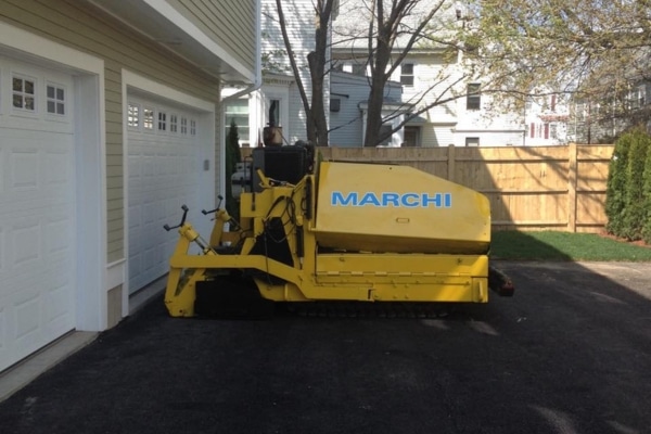Asphalt Driveway Company Near Me: Top 5 Reliable Experts