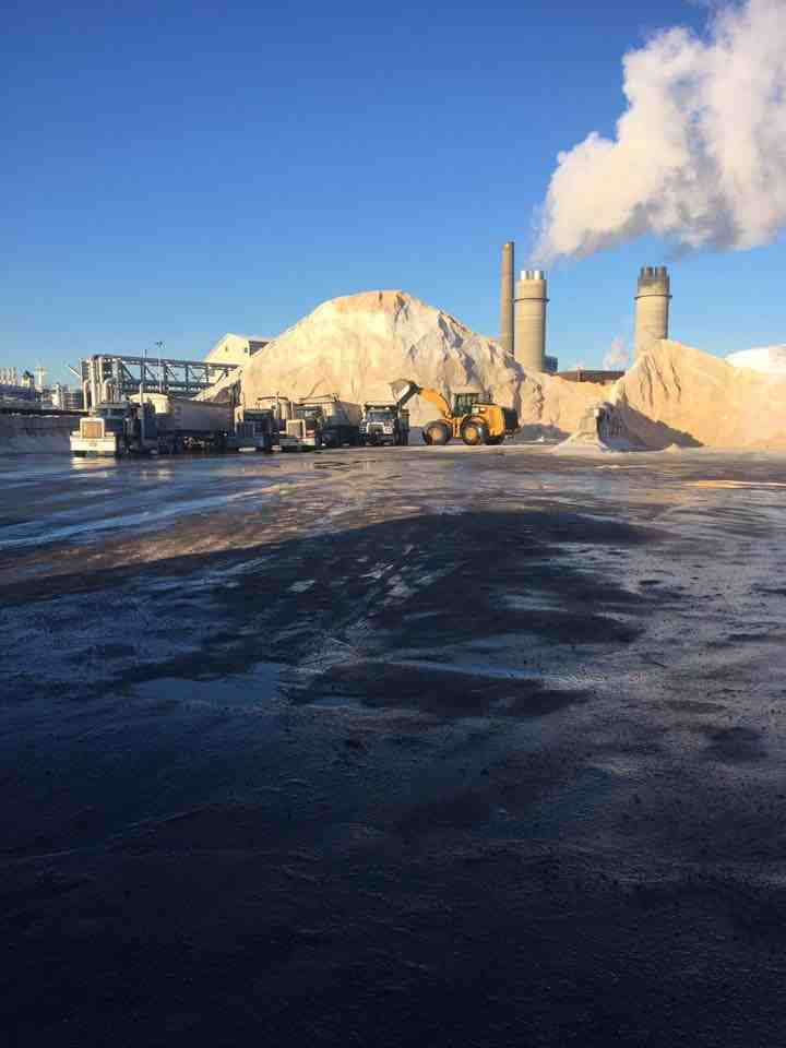 Commercial Snow Removal Near Me: Top 5 Reliable Services