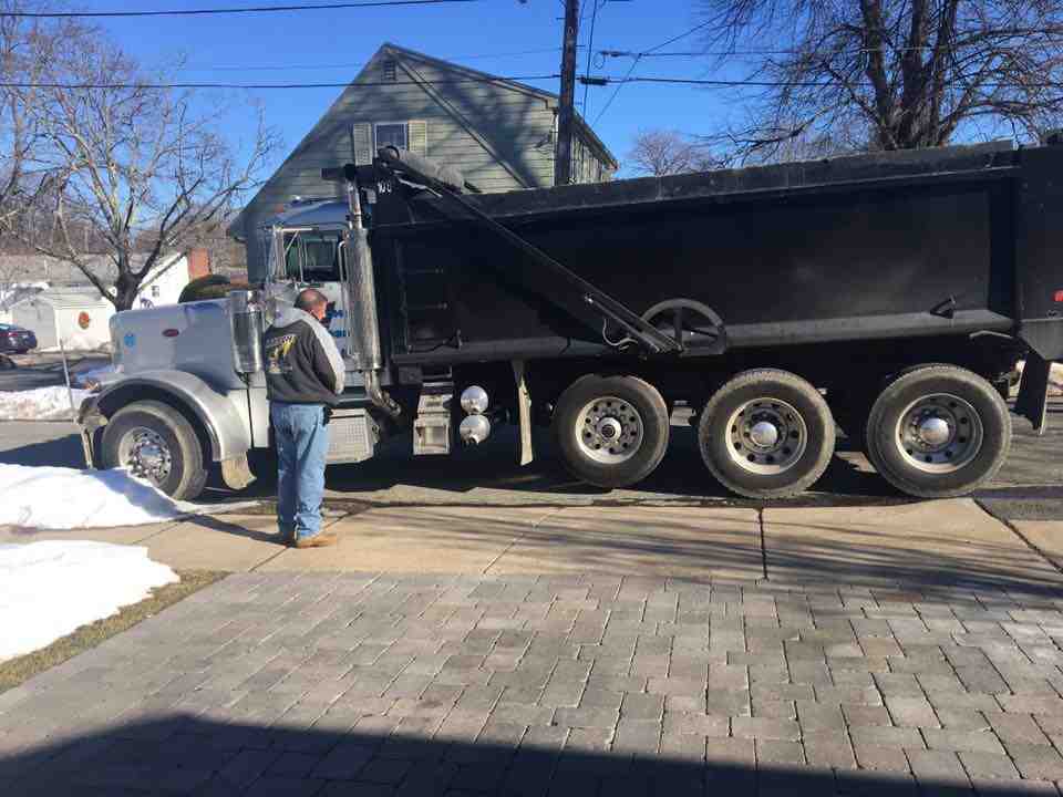 Concrete Retaining Wall Blocks: Top 5 Benefits in 2024