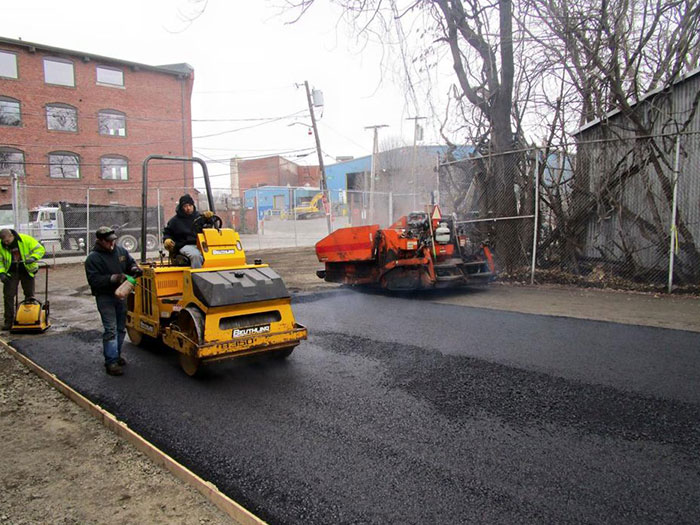 Paving Contractor Guide: 10 Best Tips for 2024 Success